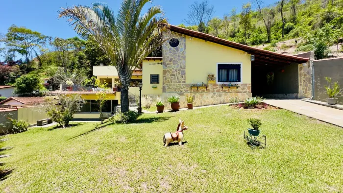 Imóvel para aluguel e venda com 200 metros quadrados com 3 quartos em Pedro do Rio - Petró
