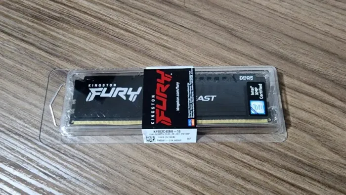 Memória RAM Kingston Fury Beast XMP, 16GB (1x16GB), 5200MT/s, DDR5, CL40, Preto