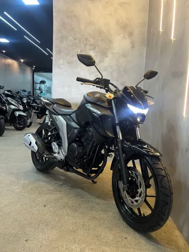 Yamaha FZ25 2023