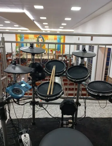 Bateria eletrônica 