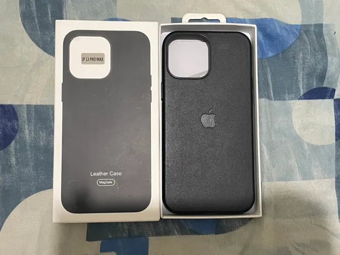 CAPA COURO IPHONE 13 PRO MAX 