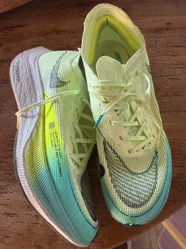 Tênis Nike zoomX