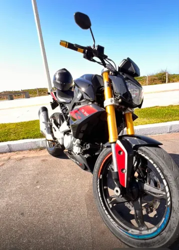 Vendo moto super conservada para pessoa exigentes
