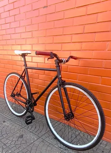 Bicicleta fixa RAF bikes 