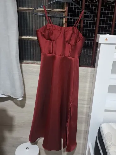 Vestido menina cetim vermelho