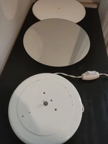 Suporte giratório elétrico para produtos