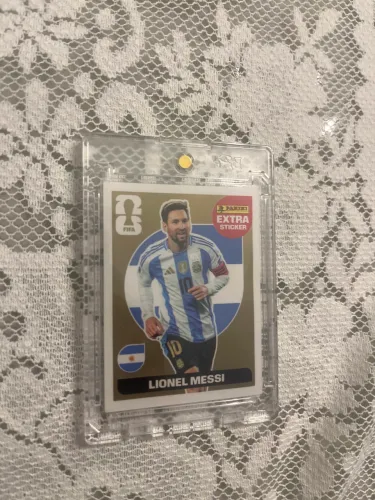 Figurinha Messi ouro legend 2026