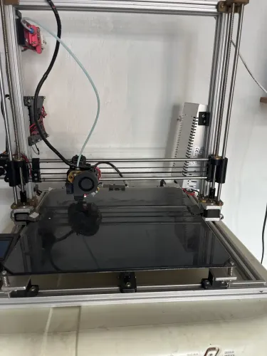 Impressora 3D ender 5  mesa 32cmX32cm por 65 alt