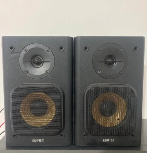 Caixas Edifier R1000T4