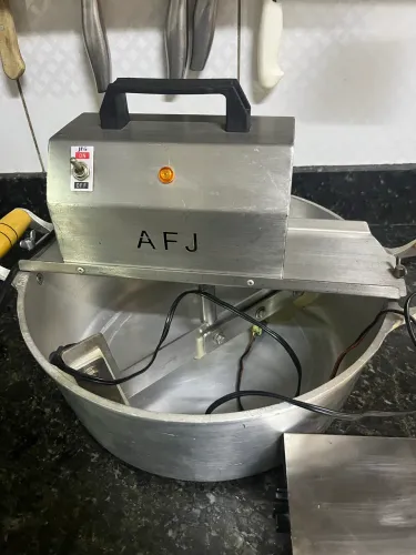 ? PANELA MEXEDORA AFJ 36 CM / 10 L - SEMINOVA