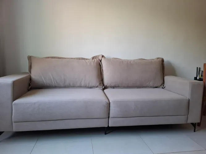 SOFÁ DOIS LUGARES SEMINOVO BEGE