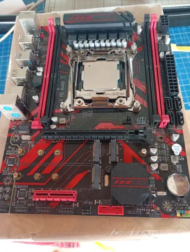 Placa mãe x99 E5 2680 V4 campeão em quadros FPS no tem igual pra trabalho pesado