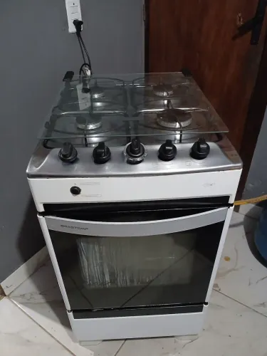 Fogão Brastemp Clean 4 bocas com elétrica 