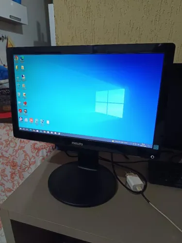 Monitor Philips de 19 polegadas