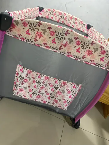 Vendo Berço com trocador portátil