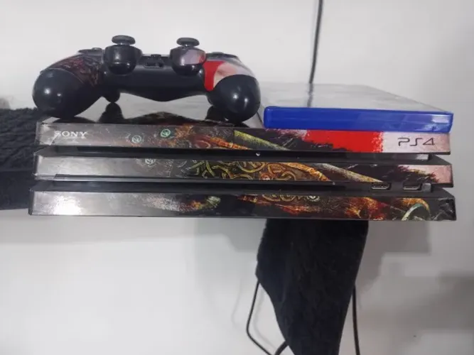  Playstation 4 Pro, 2TB, 14 Jogos, Firm 11.02, Controle, Parcelo, Aceito troca