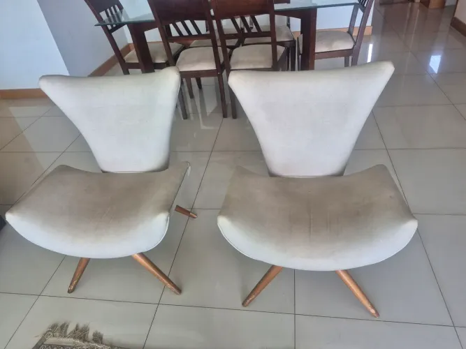 Vendo poltronas palito.