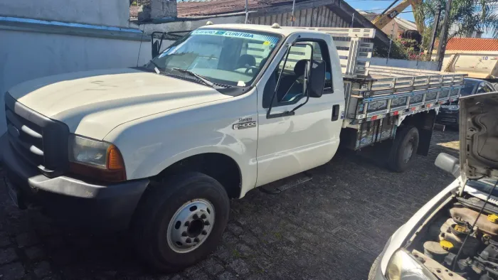 Ford F-4000 3.9 Turbo Intercooler Diesel 2P Manual 2005