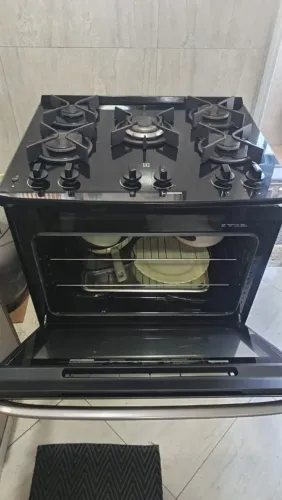 Fogão Electrolux excelente