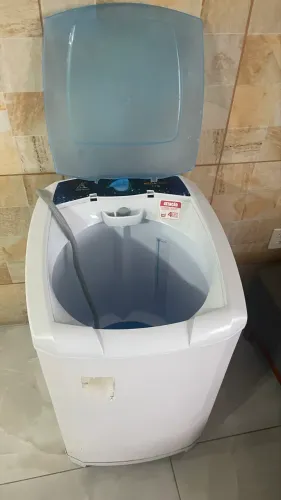 Tanquinho de lavar roupa