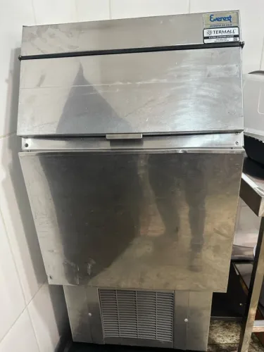 Máquina de gelo