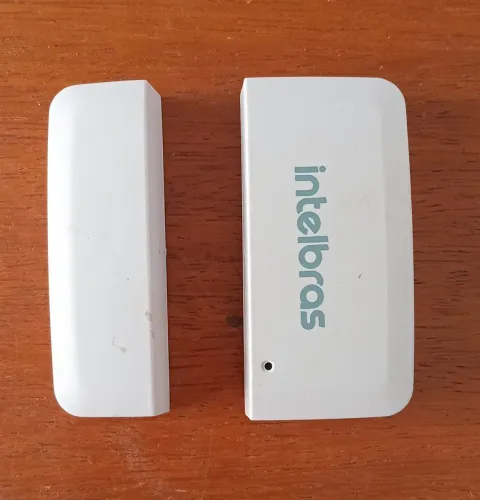 Sensor de abertura intelbras 50,00 cada