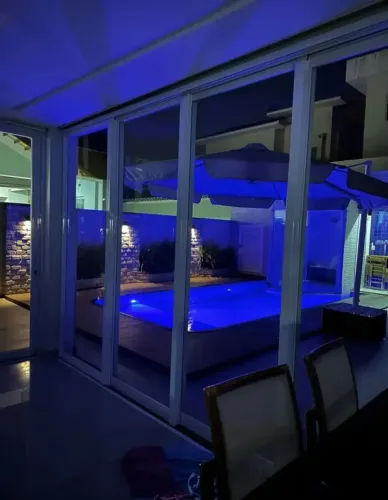 Sobrado Alto Padrão no Jardins Madri | 4 Suítes | Área Gourmet Climatizada | Piscina Aquec
