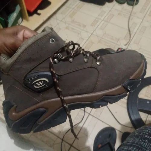 Bota Wonder Tamanho 43 Semi nova