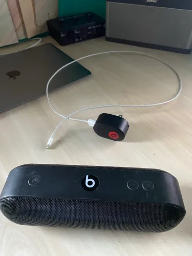 Beats pill+