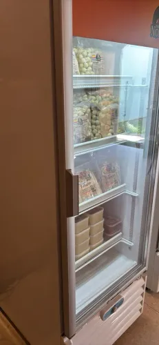 Freezer Vertical Expositor