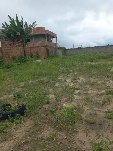Vendo terreno é uma posse. Em barra Gramame próximo a praia.