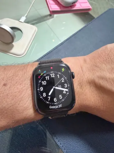 Apple Watch Series 10 GPS + Celular 46mm + Pulseira Milanês Titânio