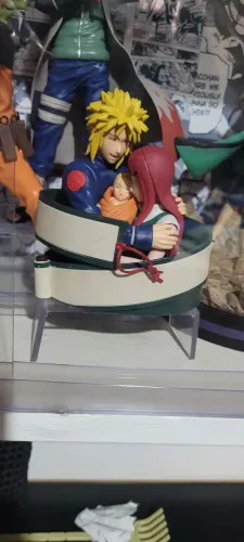 Figure família naruto reserva