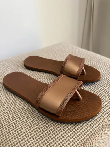 Sandália Havaianas YOU ANGRA cor ferrugem Tam 39/40
