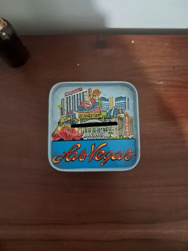 Porta moedas em lata vintage los angeles KSA
