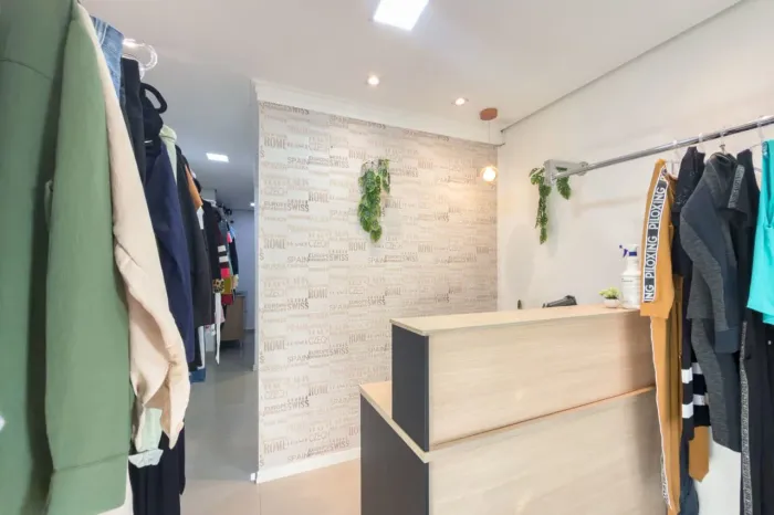 Sobreloja na Rua Açucena, 633 - sala 1 28 m²