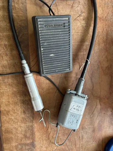 Motor de Suspensão com Chicote, Caneta e Pedal Pedaltronic (Micro Tek M40)