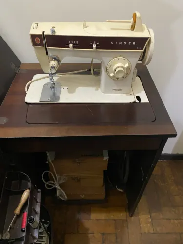 Máquina de costura