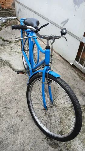 Vendo bicicleta monarkcom marcas de uso mas em ótimo estado bem concervada