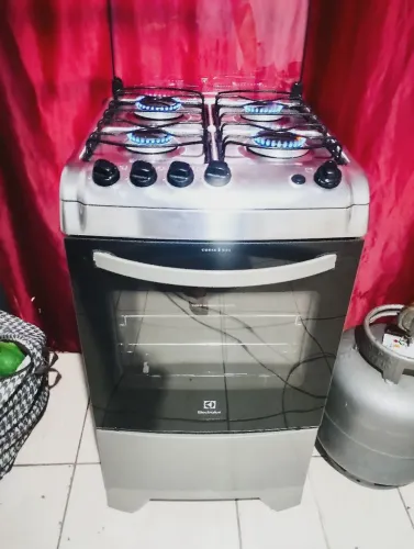 Fogão 4Bocas aço inox Eletrolux(Entrego sem taxa)