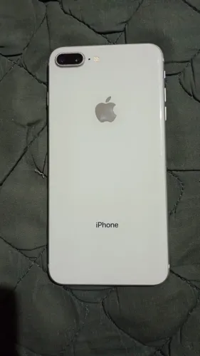 iPhone 8 Plus