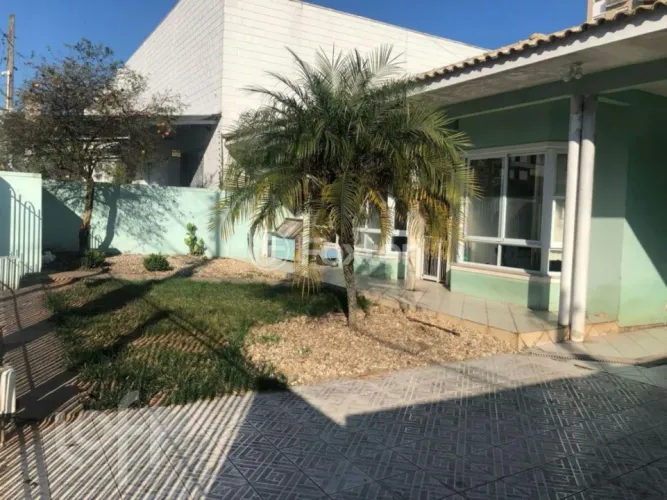Casa à venda Rua Joaquim Fernandez de Oliveira, Abraão - Florianópolis
