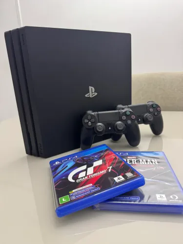 Ps4 pro impecável + 2 controles originais + 2 jogos físicos
