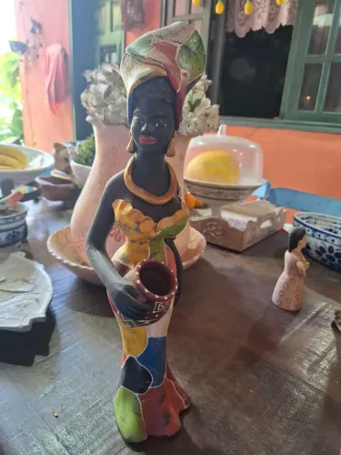 Estátua Boneca Africana Baiana Em Cerâmica
