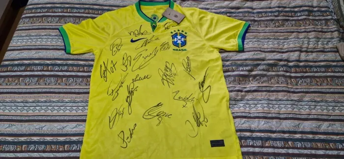 CAMISA SELEÇÃO BRASILEIRA AUTOGRAFADA