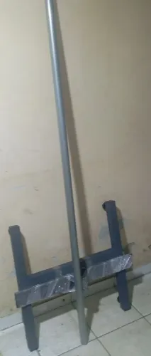 SUPORTE PARA TV MODELO PEDESTAL REGULÁVEL DE 32 A 60 POLEGADAS 