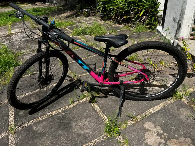 VENDO BICICLETA GTI