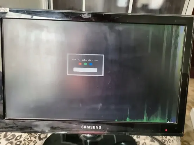 VENDO MONITOR SAMSUNG SYNCMASTER P2050 - COM DEFEITO  