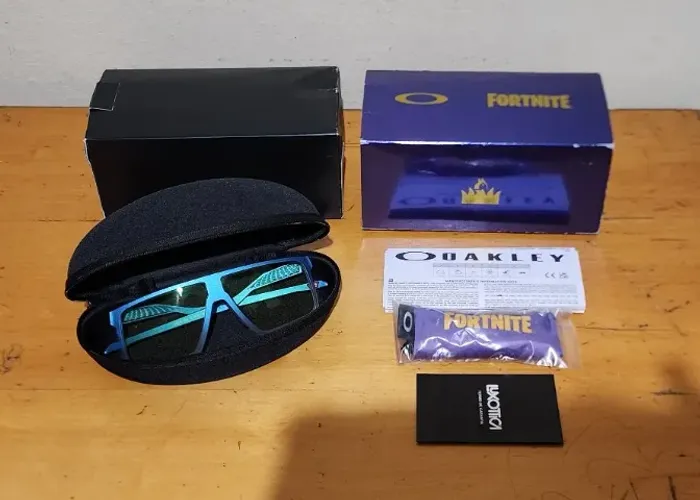 Oculos Oakley Helux Prizm Gaming Luz Azul Amarelo - Sem Uso