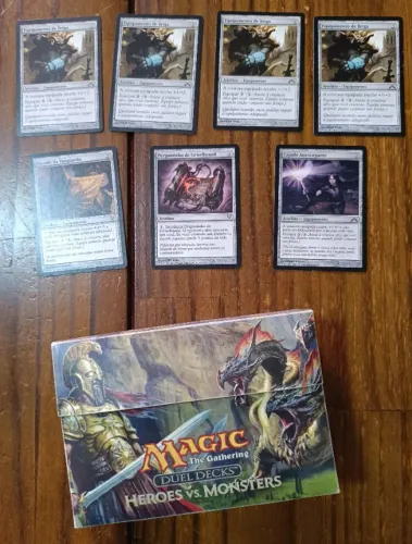 Cartas Magic The Gathering - 13 Foils + 40 Artefatos + Double Deck Box